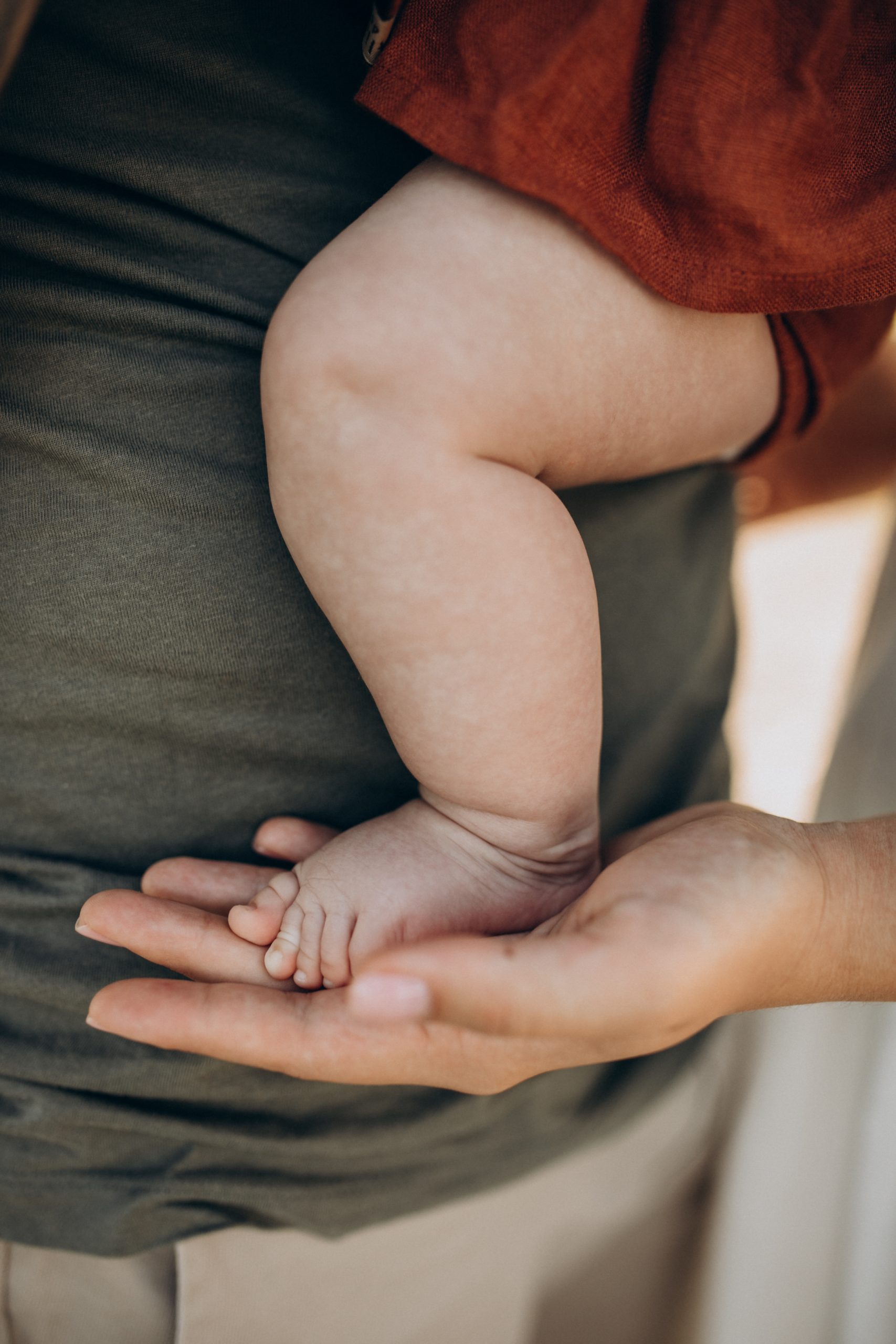 Srčna odločitev – Digitalni vodnik za (bodoče) starše otrok spočetih z darovano spolno celico Srčna odločitev – Digitalni vodnik za (bodoče) starše otrok spočetih z darovano spolno celico